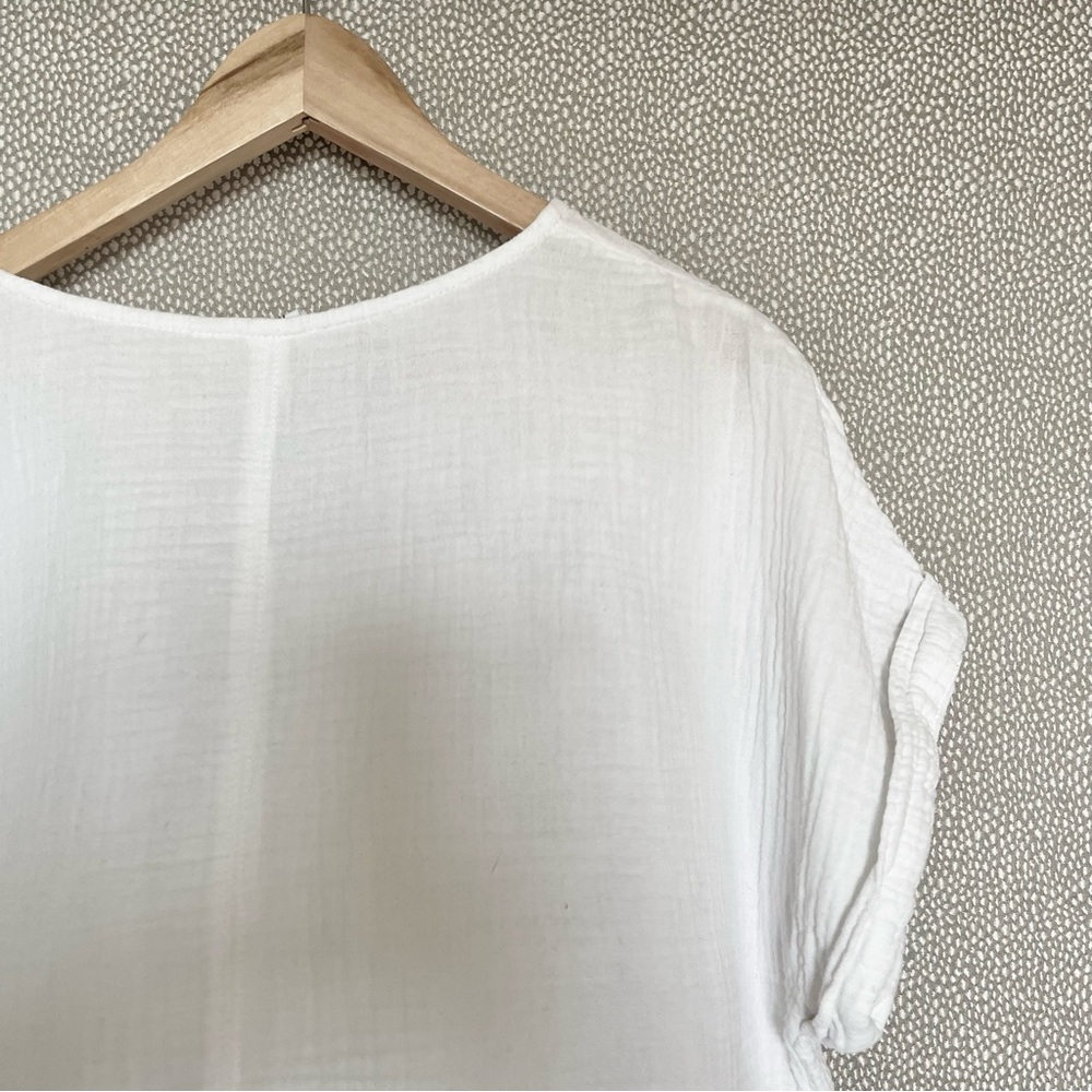 M GAP Gauze Cap Sleeve Top - Picture 5 of 8